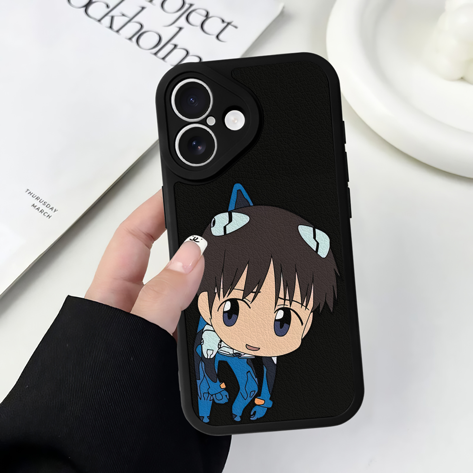 （画像用） EVA 新世紀エヴァンゲリオン 【iPhone 16シリーズ対応】シリコンスマホケース（レザー調） 材質：シリコン